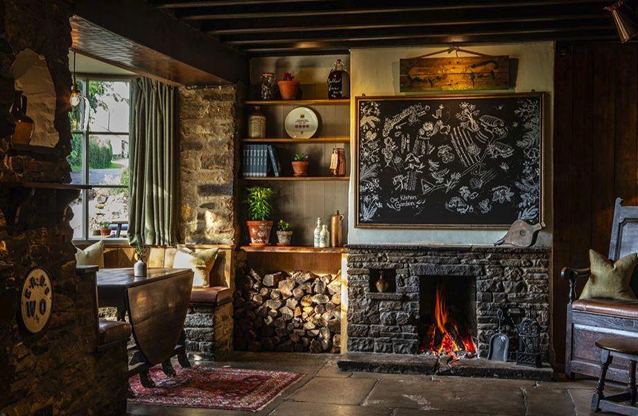 TheBlackSwanOldstead_interior_Credit_ AndrewHayes-Watkins
